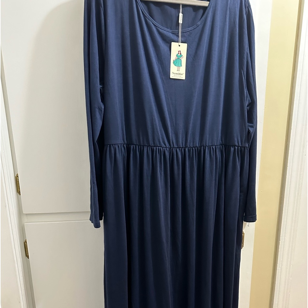 NWT Nemidor navy, long sleeve maxi dress with elastic waist. Sz 26W